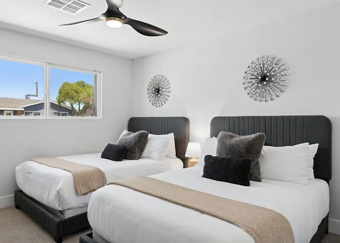 Holiday home New The Mane Event By Paseohomesaz-opt Heated Pool