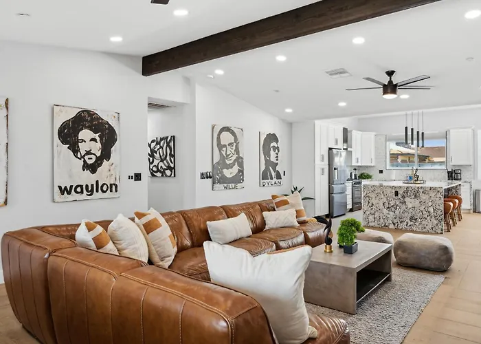 Holiday home New The Mane Event By Paseohomesaz-opt Heated Pool